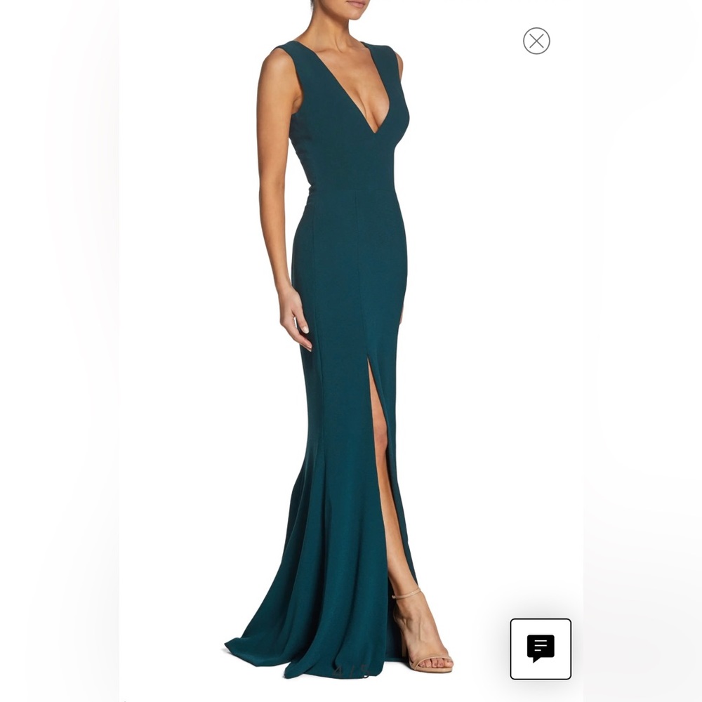 Dress the Population Sandra plunge crepe gown